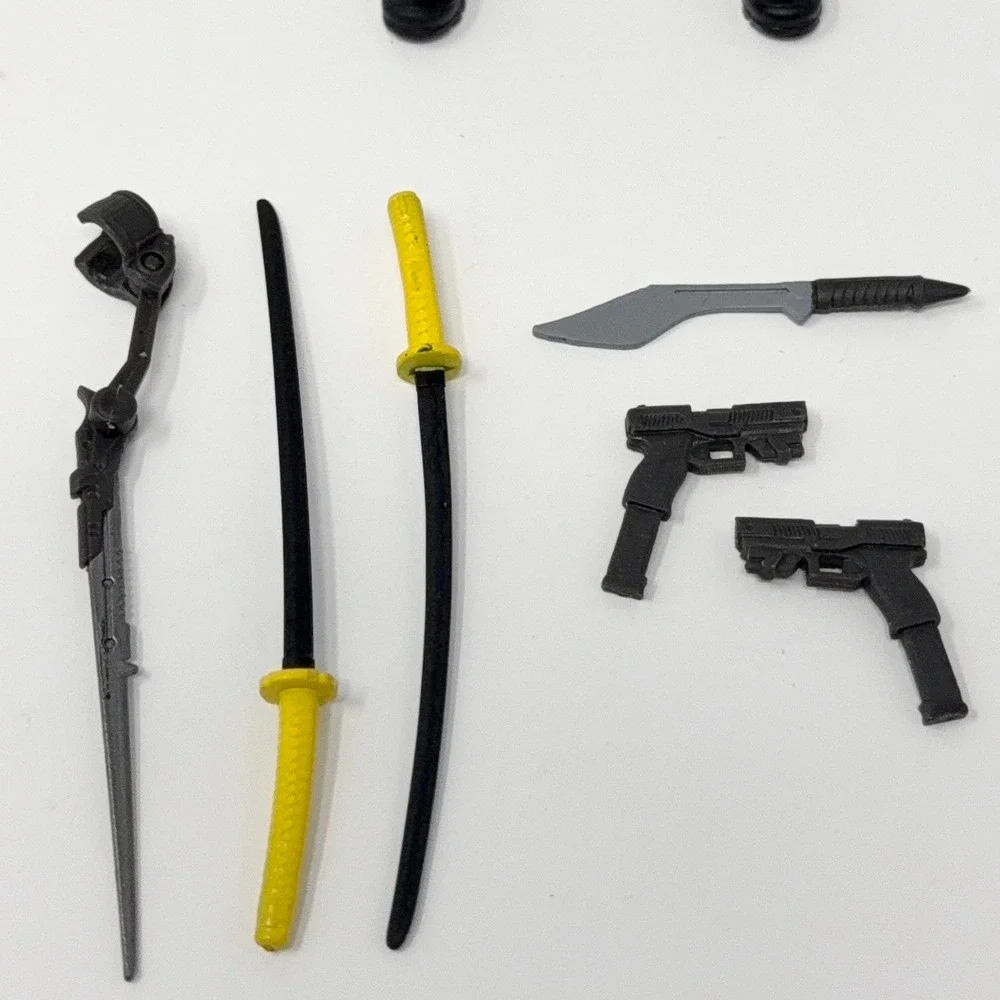 Hasbro GI Joe Classified Series Agent Helix Action Figure Yellow Black 2022
